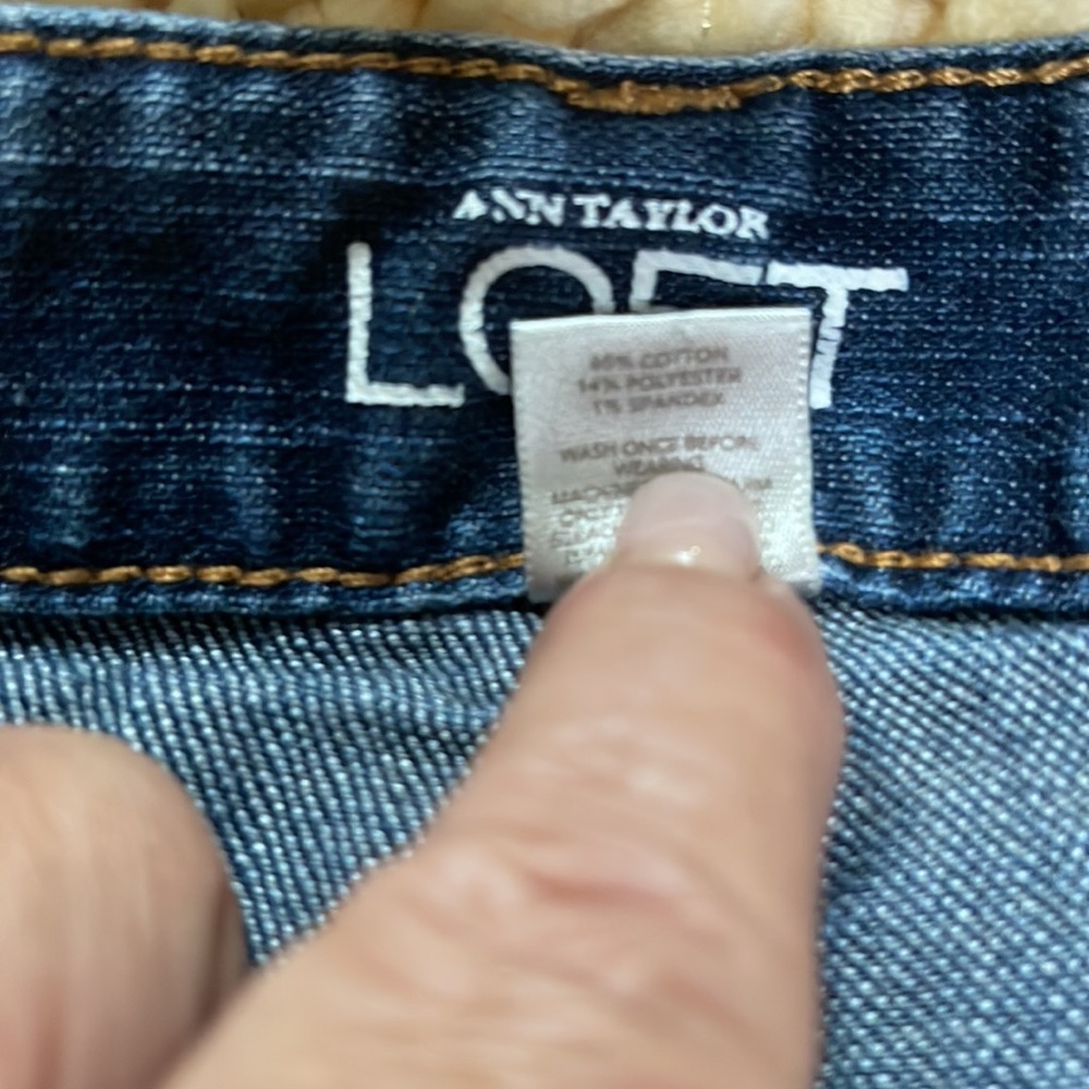 Ann Taylor Loft size 12 modern skinny has 1% spandex - Picture 8 of 8